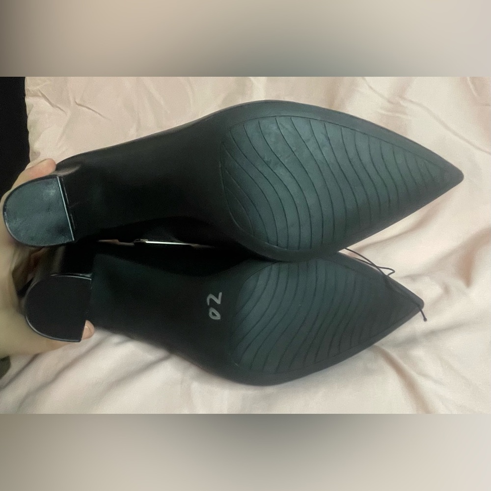 Sugar Women's High Heel Pointed Toe Block Pearl Bead Strap Bow On Back Sz11 NWT - Picture 4 of 7